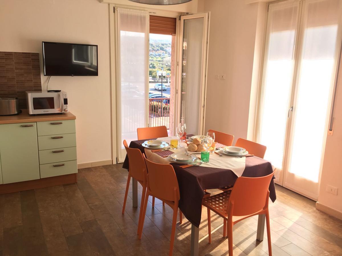 Caba Holiday Bardolino D'Annunzio ภายนอก รูปภาพ